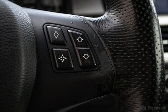 BMW Rad 3 325i A/T Cabiro E93 - 18