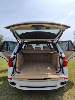 Predám BMW X5 E70 40xd (2011) - 18