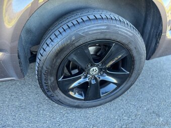 VW Multivan Long 2.0 TDI DSG 10/2013 - 18