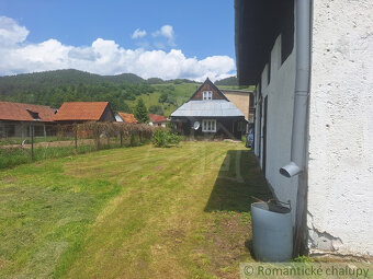 Murovaný dom s dreveničkou na krásnom a tichom mieste s ve - 18