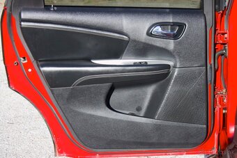 Fiat Freemont 2.0 Multijet, 4x4 A/T, 170 koní, 7 miestne - 18