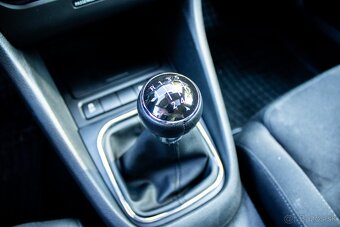 Volkswagen Golf 2.0 TDI / AJ NA SPLÁTKY / PROTIÚČET / - 18