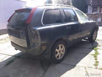 Rozpredam volvo xc90 136kw d5 rok 2006 - 18