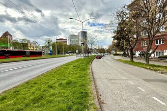 | nebytový priestor, BA III, Trnavská cesta, pozemok 93 m2 - 18