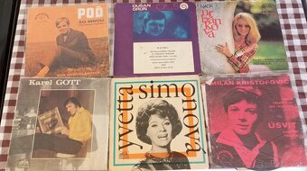 Predám MC kazety CD a SP platne staré - 18