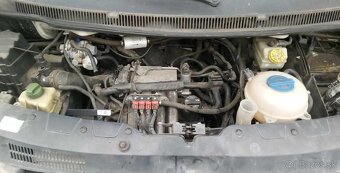 VW T5 2,0i 85kw kód motora: AXA - 18