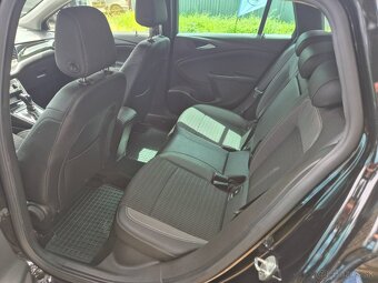 Predám  Opel Astra Sport Tourer ST 1.5 CDTI 122k Elegance AT - 18