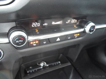 Mazda CX-30 Skyactiv-X186 automat,F1,360 kamera,koža,šíber,B - 18