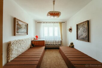 4i RODINNÝ DOM, HOLÍČ, Potočná ulica - 18