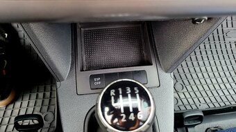 Volkswagen Touran 1.9 TDI Trendline - 18