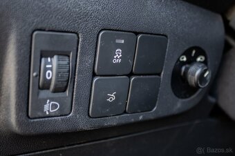 Citroën C-Elysée 1.2 PureTech 2017 60Kw - 18