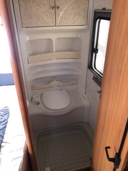 Karavan Hobby De Luxe Easy 460 UFe - 18