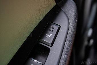 Hyundai Tucson 2.0 CRDi Premium 4x4 / AJ NA SPLÁTKY / - 18