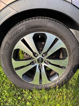 KIA SPORTAGE 2,0 CRDI 4WD - 18