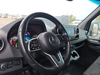 Mercedes Sprinter 316, 907. Automat, dvojité zadné kolesá - 18