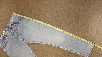 Džíny Levi's 501 '93 W34 L34-44x83x107x20 cm n669 - 18