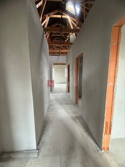 Praktický 4-izbový bungalov v novovybudovanej lokalite- Horo - 18