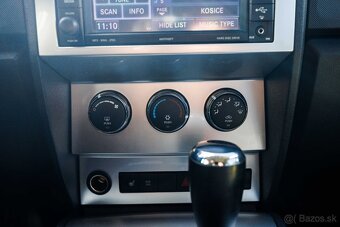 Dodge Nitro 2.8 CRD R/T A/T - 18