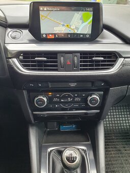 Mazda 6 Combi (Wagon) 6 2.2 Skyactiv-D Attraction - 18