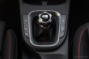 Hyundai i30 1.5 T-GDi mHEV iMT N Line+, ZÁRUKA 4/2027 - 18