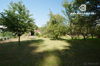 REZERVOVANÉ - Predaj, RD s rozsiahlým pozemkom 1217 m2, Mysl - 18