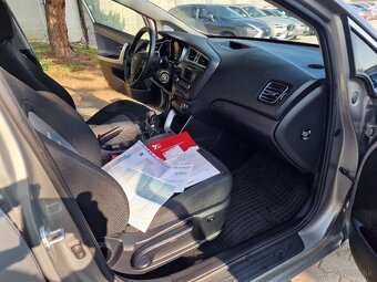 KIA Ceed 1.6 GDi EX/Gold 135k M6 (benzín) kup.SR - 18