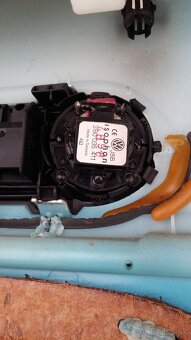 Golf 4 na diely - 18