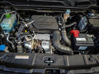 Suzuki SCROSS Hybrid 1,4 Benzin - 18