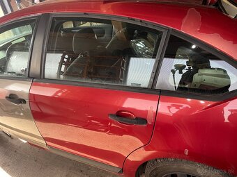 Rozpredam citroen c4 1.6 vti - 18