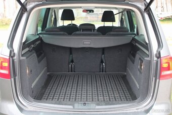 Volkswagen Sharan 2.0 TDI 4motion blue motion - 18