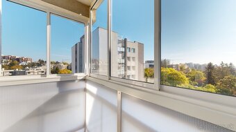 2i.byt 75m, Svetlá ul.,pri Horskom parku, loggia, výhľad,TOP - 18