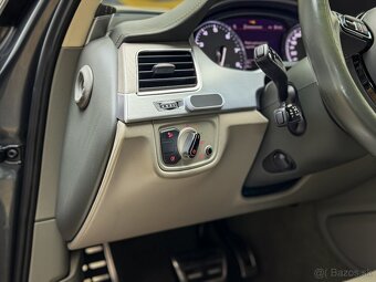 Audi S8 PLUS Quattro - 18