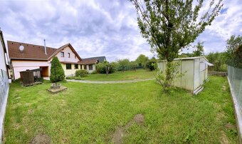 7 izbový rodinný dom s garážou,pozemok 730 m2 v obci Slatina - 18