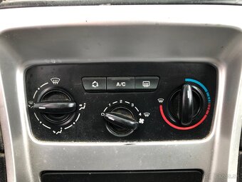 Peugeot 307 SW 1.6 HDI 80 KW, PANORAMA, 7 miest - 18