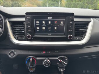 KIA STONIC 1,4 M6 GOLD - 18