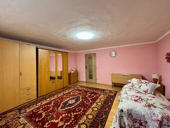 Priestranný dom s veľkým pozemkom – Nižná Hutka - 18