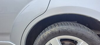 Mitsubishi Outlander  4x4 - 18