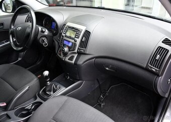 Hyundai i30 CW 1.4i 2xKOLA 77 kw - 18