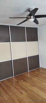 byt s extra velkou rozlohou 103m, garažou a zahradou - 18