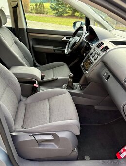 VOLKSWAGEN TOURAN 1.9 TDI 77KW BEZ DPF 2010 7 MIEST - 18