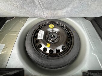 Meriva Benzín -- 93 365 km -- - 18