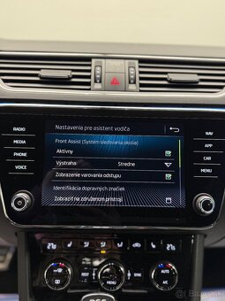 Škoda Superb Combi 2.0 TDI Sportline DSG - 18