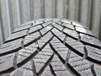 Zimné pneumatiky Bridgestone - 215/65 r17 - 18