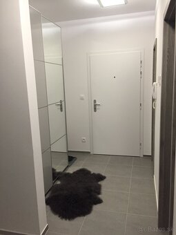 Moderný 2 izbový byt Citypark Ružinov Bratislava na prenajo - 18