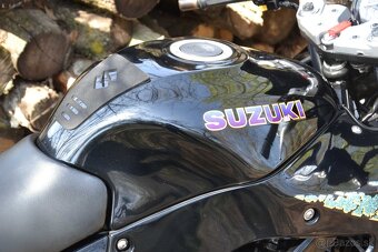 Suzuki GSX 750F - 18