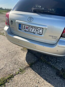 Toyota Avensis - 18