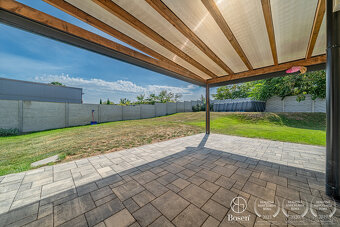 Bosen Realicity | Priestranný 5-izbový rodinný dom v Rajke - 18