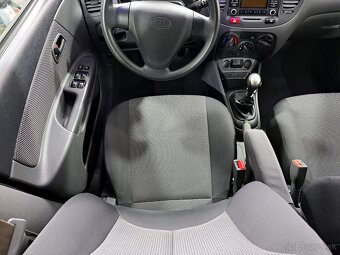Kia Rio - 18
