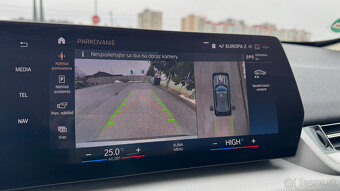 BMW iX1 30 xDrive - 18