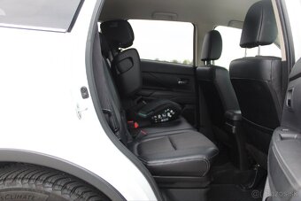 Mitsubishi Outlander 2.2 DI-D 7-MIESTNE - 18